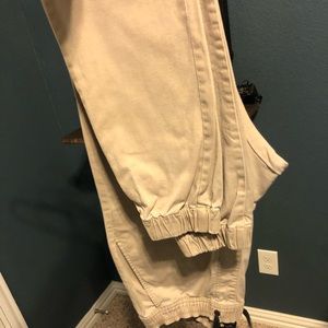 Zanerobe size 32/30 mens khaki joggers